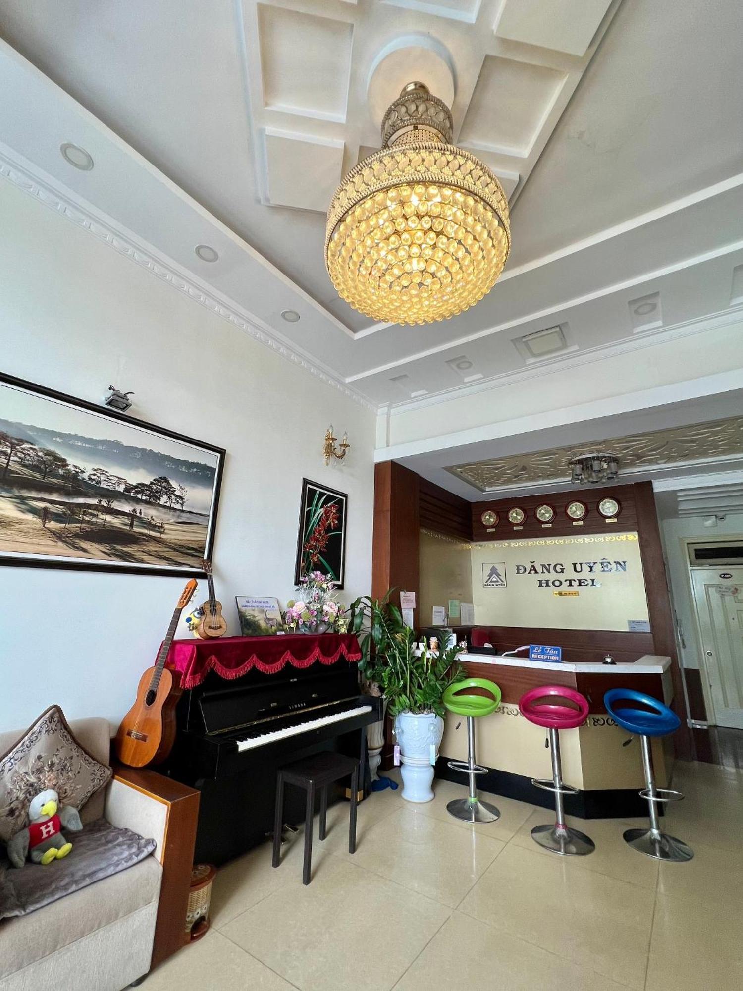 Dang Uyen 1 Hotel Dalat Exterior foto